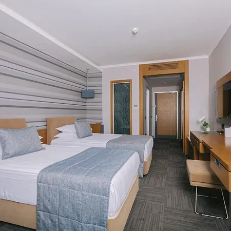 イリカ スパ&ウェルネス リゾート 5*