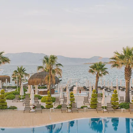 イリカ スパ&ウェルネス リゾート 5*